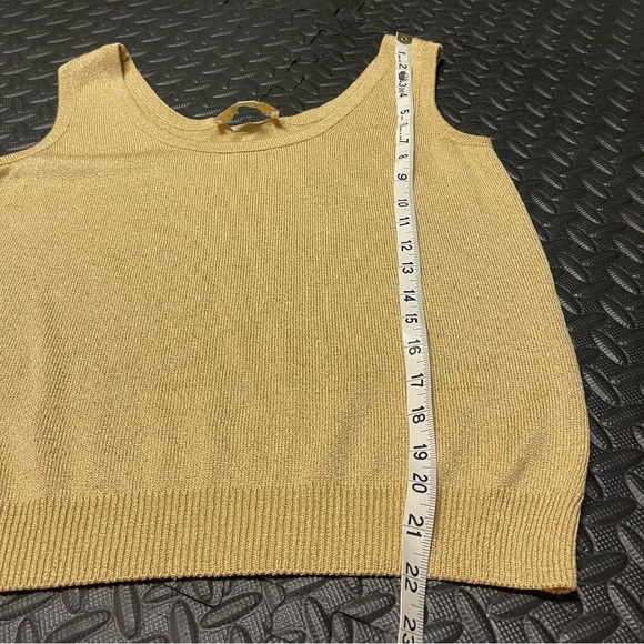St John Basic Santana Knit Tank Blouse Top Gold Size Large - Picture 7 of 8